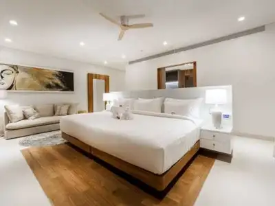 Luxurious 7 bedrooms villa – Based in Pa Khlok