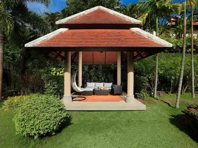 Luxury 4 bedrooms villa with private pool villa in Naiharn