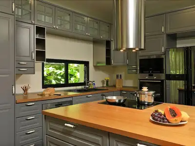 Luxury 4 bedrooms villa with private pool villa in Naiharn