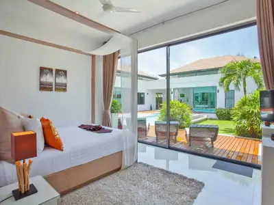 Gorgeous 4 bedrooms villa – Based in Rawai