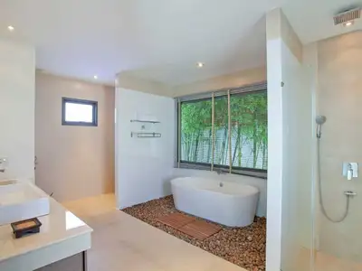 Gorgeous 4 bedrooms villa – Based in Rawai