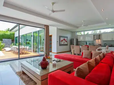 Gorgeous 4 bedrooms villa – Based in Rawai
