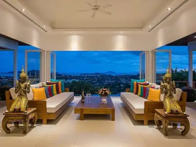 Luxury 4 bedrooms villa – Sea view – Based in Rawai