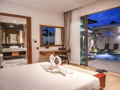 Beautiful 2 Bedroom Pool Villa for Rent in Cheong Thale