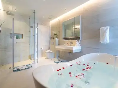 Modern 3 Bedrooms with Private Pool Villa in Kamala
