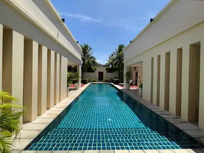 Beautiful 4 Bedrooms with private pool villa in Bangtao