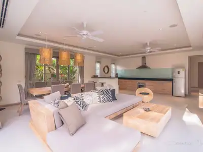 Tropical Modern 3 Bedrooms with private pool villa