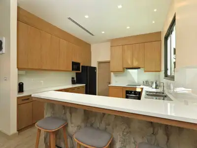 Sai Taan 5 bedroom villa with pool view in Sai Taan