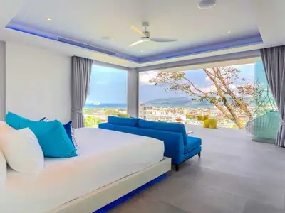 Seaview 5 bedrooms holiday home with private pool villa