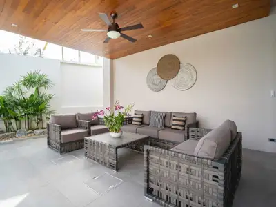 Brand new luxury 3 bedrooms villa in Bangtao