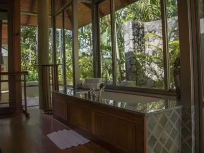 Oceanfront 5 bedrooms villa for rent in Trisara