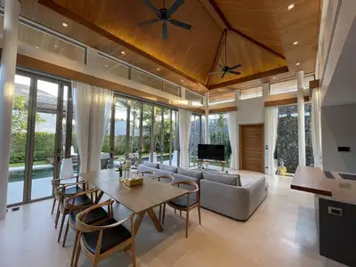 Modern luxury 4 bedrooms with private pool