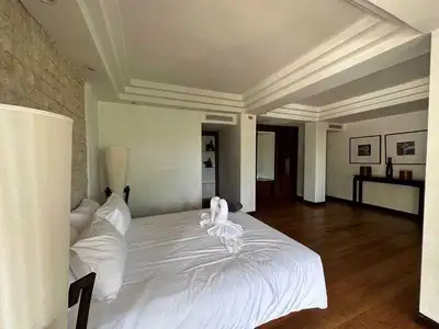 Ayara 4 bedrooms with private pool for rent in Surin
