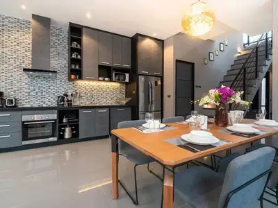 Modern 4 bedrooms with private pool for rent