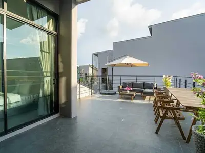 Modern 4 bedrooms with private pool for rent