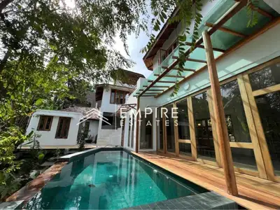Beautiful 4 bedrooms with private pool for rent