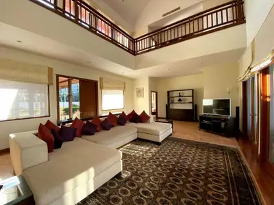 Laguna Water 4 bedrooms with private pool for rent