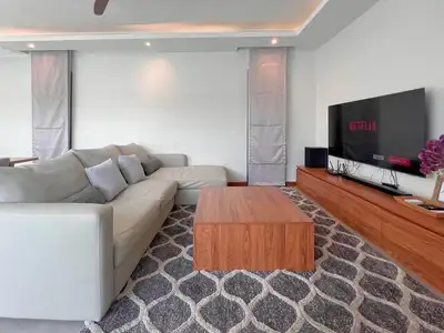 Modern 3 Bedrooms with private pool for rent in Choeng Thale