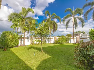 Beautiful Private Pool Villa With 4 Bedrooms In Choeng Thale