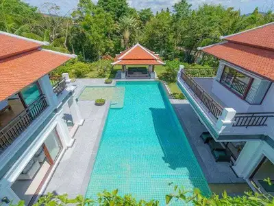 Luxury 6 bedrooms with private pool for rent
