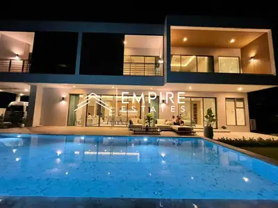 Modern 4 bedrooms with private pool for rent in Koh Keaw