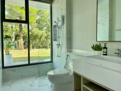 Modern 4 bedrooms with private pool for rent in Koh Keaw