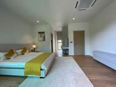 Modern 4 bedrooms with private pool for rent in Koh Keaw