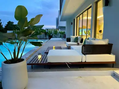 Modern 4 bedrooms with private pool for rent in Koh Keaw