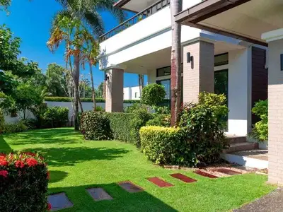 Beautiful 4 bedrooms with private pool for rent in Layan