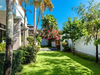 Beautiful 4 bedrooms with private pool for rent in Layan