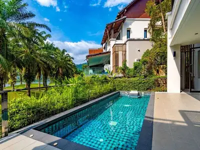 Golf course view 4 bedrooms with private pool villa for rent