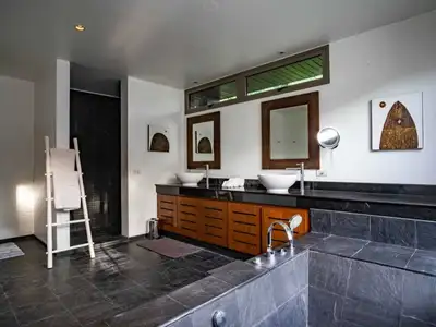 Layan Hills Estates – 5 bedrooms with private pool for rent in Choeng Thale