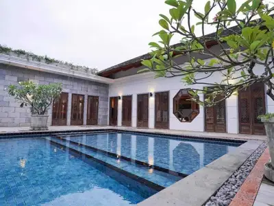 Luxury 5-Bedroom Villa with Private Pool for rent in Choeng Thale