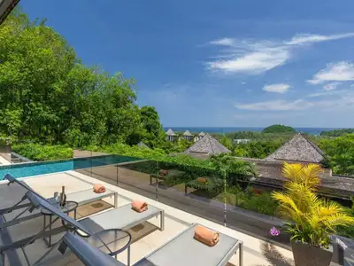 Sea View villa with 5  bedrooms for sale in Layan Beach