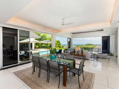 Sea View villa with 5  bedrooms for sale in Layan Beach