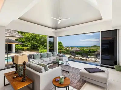 Sea View villa with 5  bedrooms for sale in Layan Beach