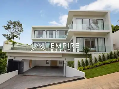 Luxury 4 bedrooms with private pool for rent in Layan Choeng Thale