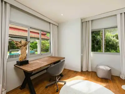 Private pool villa with 5 bedrooms for resale in Cherngtalay,Phuket