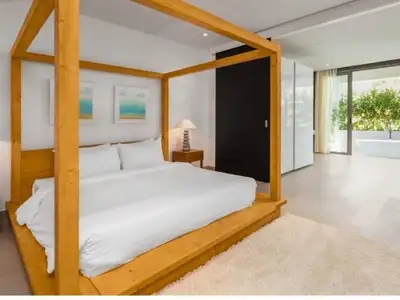 Mountain view 3 bedroom villa for rent Layan