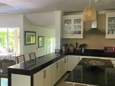 5 bedroom villa foe rent in Layan