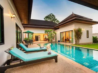 3 bedroom villa with private pool in Choeng Thale