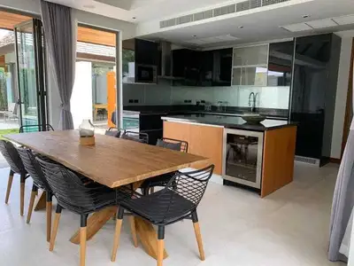 Anchan Lagoon 4 ebdroom villa for rent in Layan