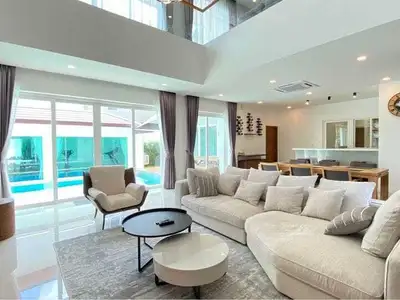 Beautiful 4 berooms with private pool for rent