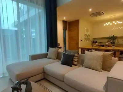 The Teak 4 bedrooms wth private pool for rent in Choeng Thale close to Boat Avenue