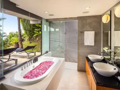 Stunning Villa  5 bedroom for sale in Kamala, Phuket