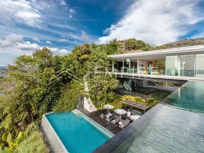 Luxury Sea view 4 bedroom villa for sale in Kamala
