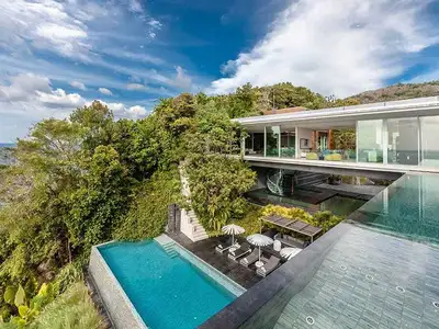 Luxury Sea view 4 bedroom villa for sale in Kamala