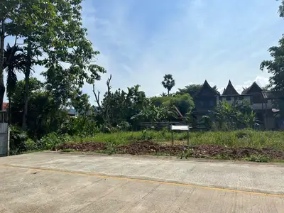 Prime location Land for Sale in Thalang
