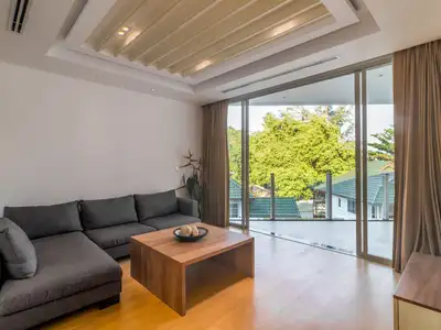 Beachfront 2-Bedroom Apartment for Rent in Bangtao – Prime Location & Stunning Views