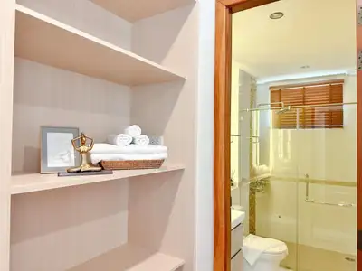 Stunning 4 Bedrooms Pool Villa For Rent , Cape Panwa, Phuket